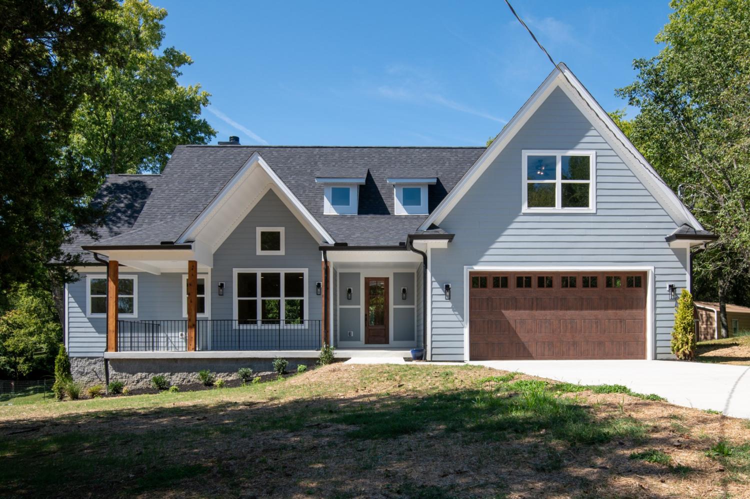 2033-Graceland-Dr For Sale