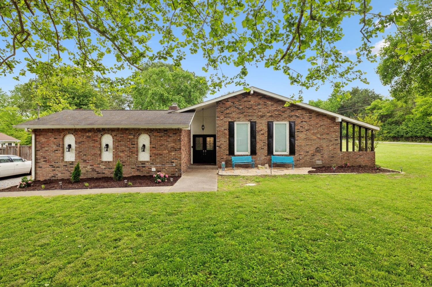 1031-Bayview-Dr For Sale