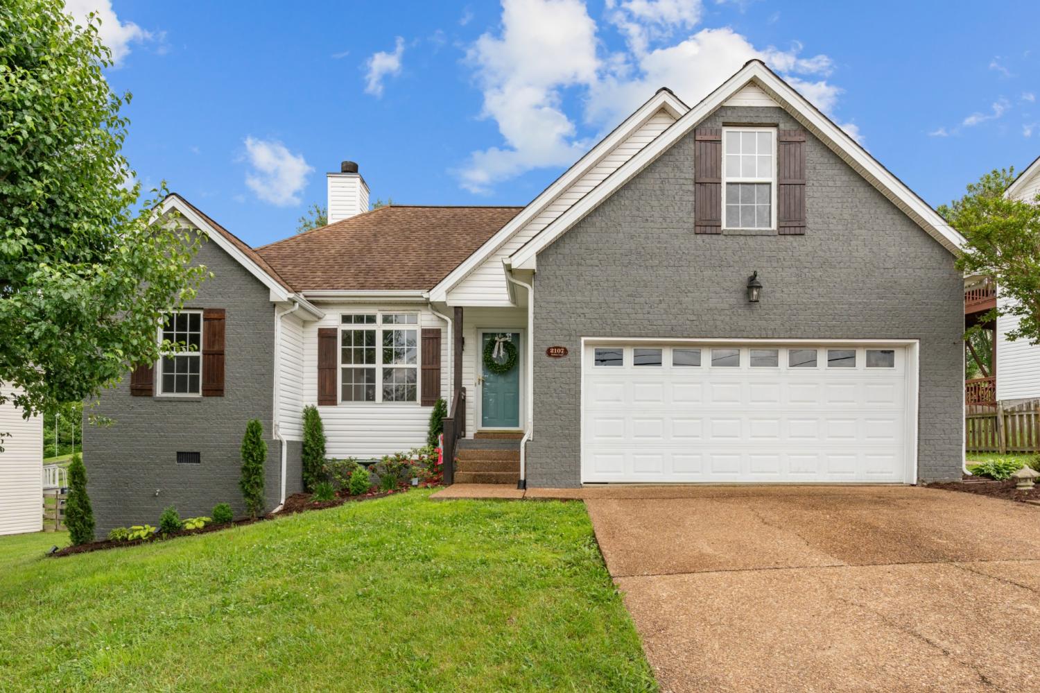 2107-Debbie-Ln For Sale