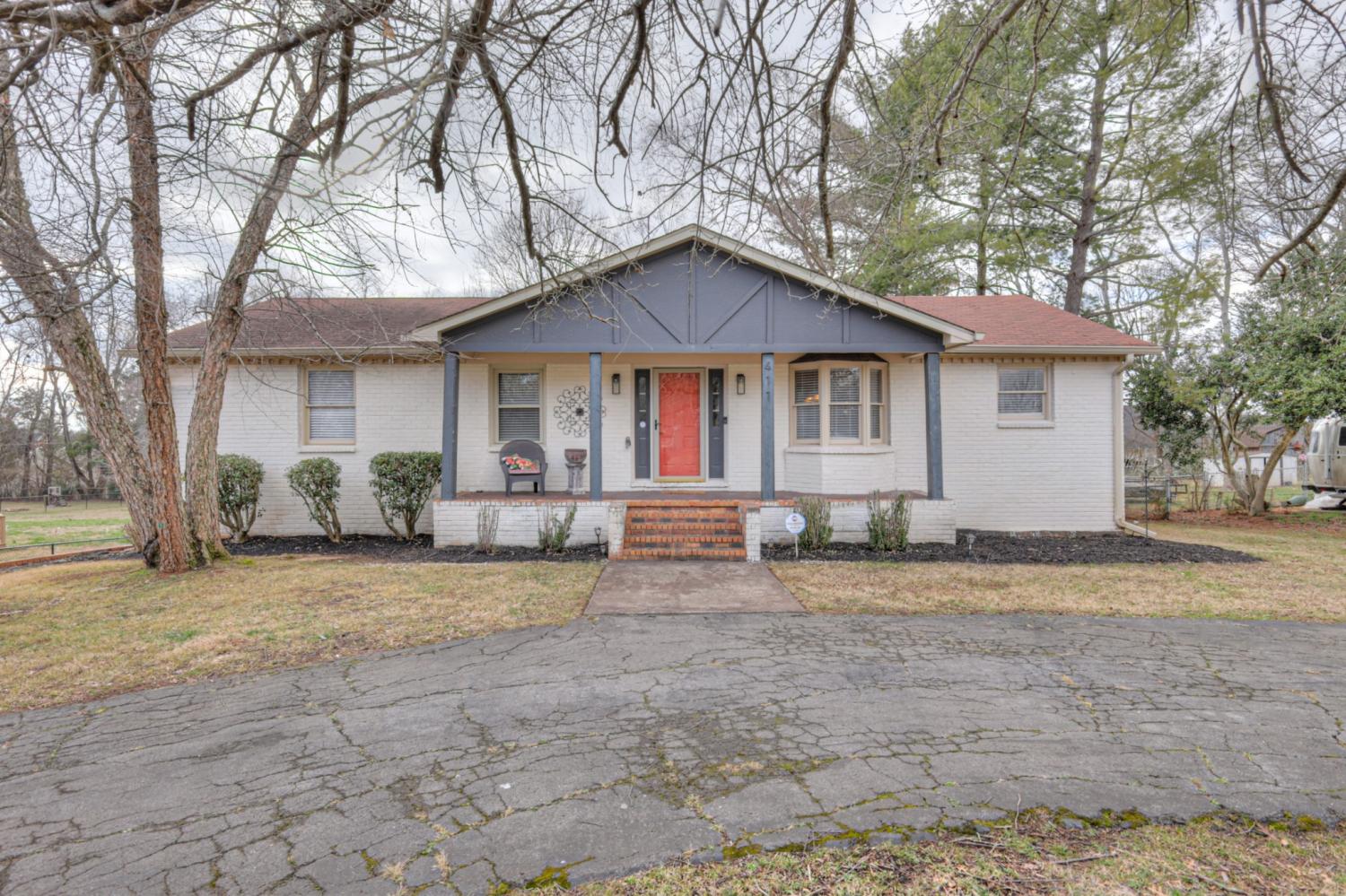 411-Campfire-Dr For Sale