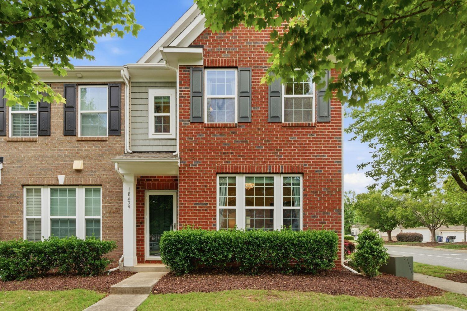 18439-The-Commons-Blvd For Sale
