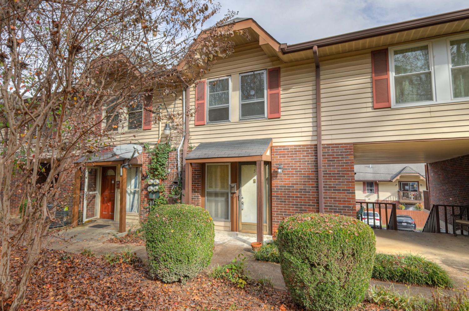 500-Paragon-Mills-Rd For Sale