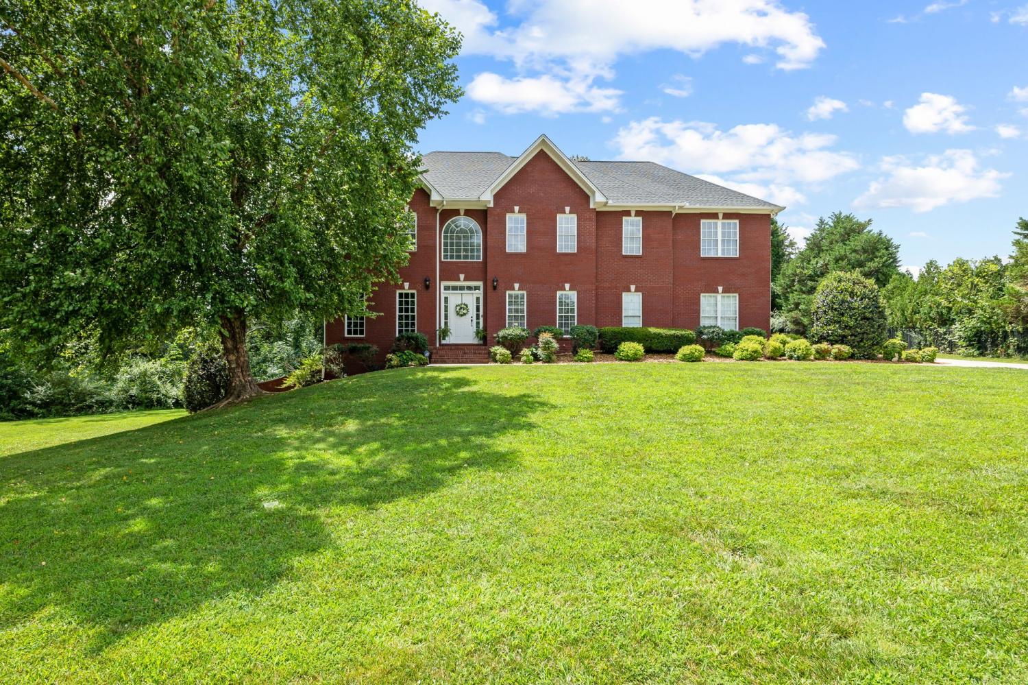 992-Stonebridge-Cir For Sale