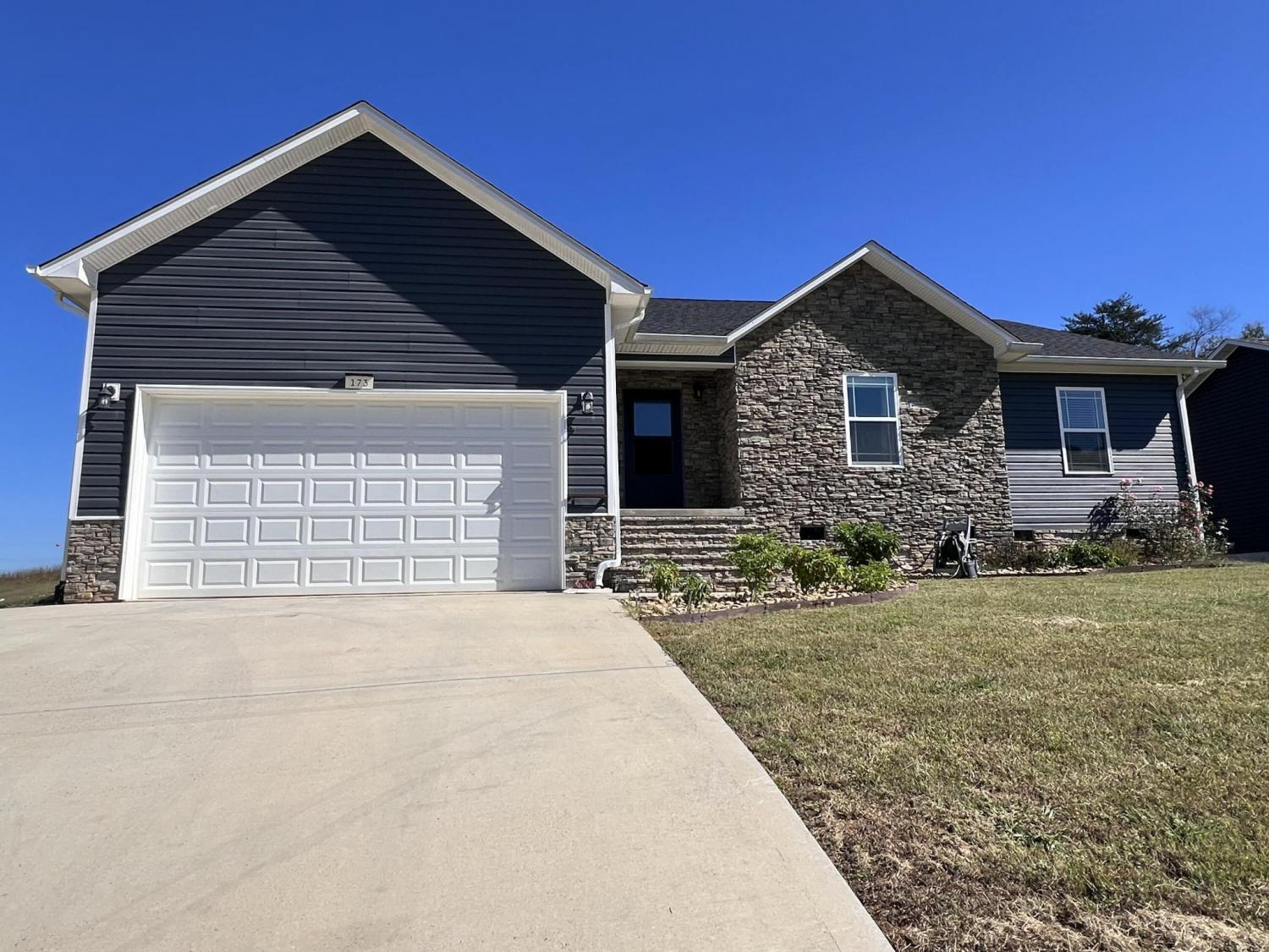 173-Mockingbird-Lane For Sale