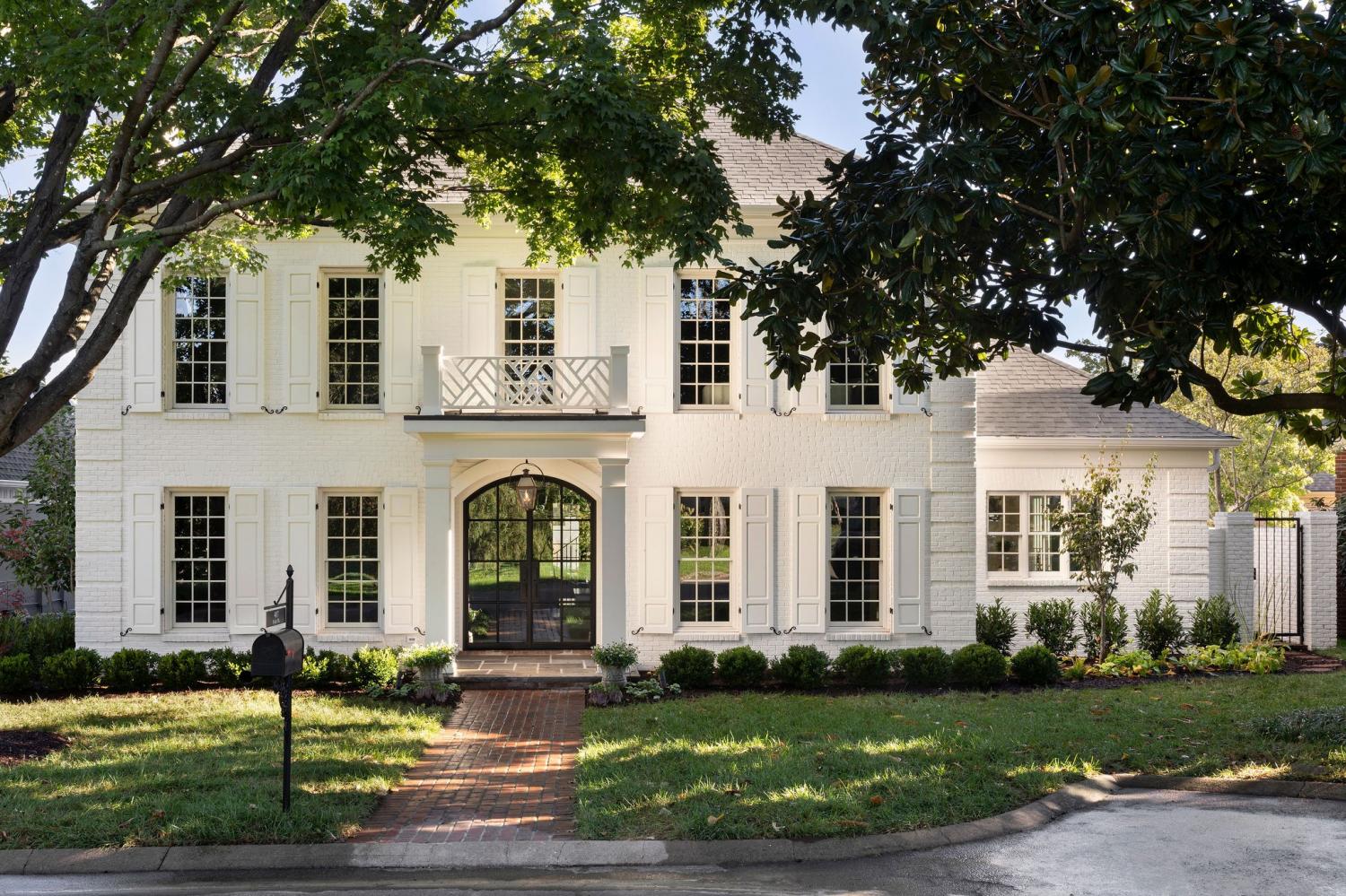 407-Hyde-Park For Sale