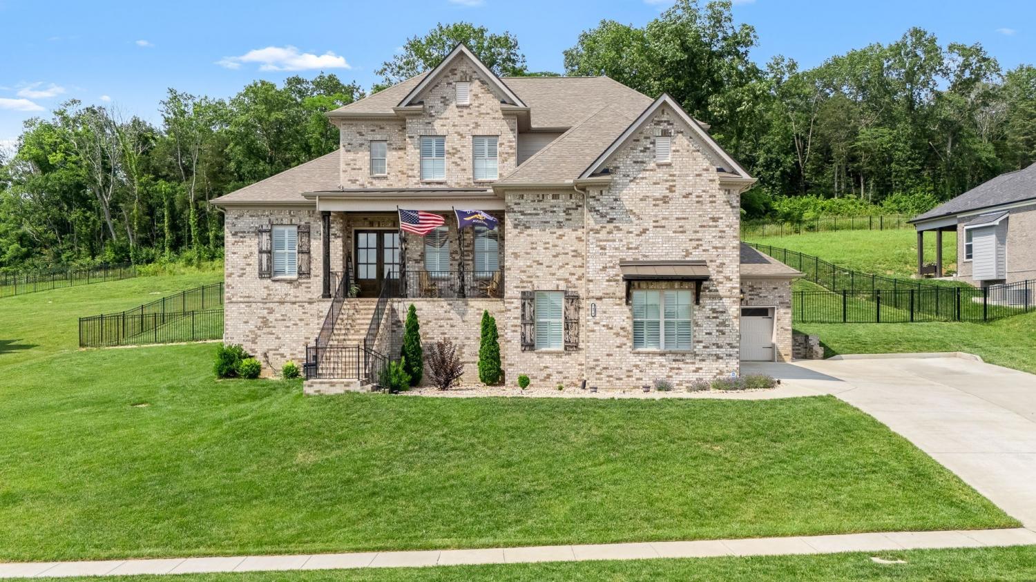 7076-Big-Oak-Ln For Sale