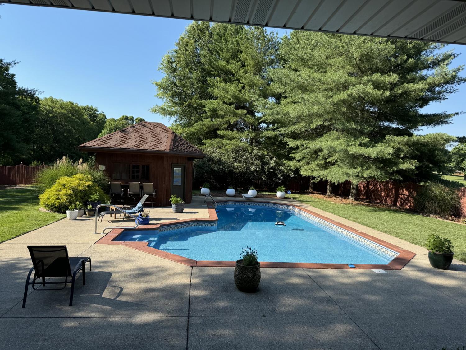 213-Bradshaw-Rd For Sale