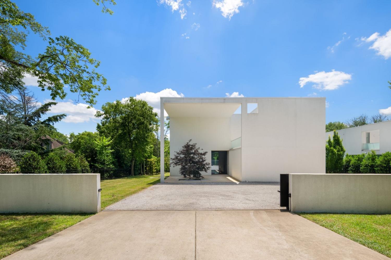 1143-Battery-Ln For Sale