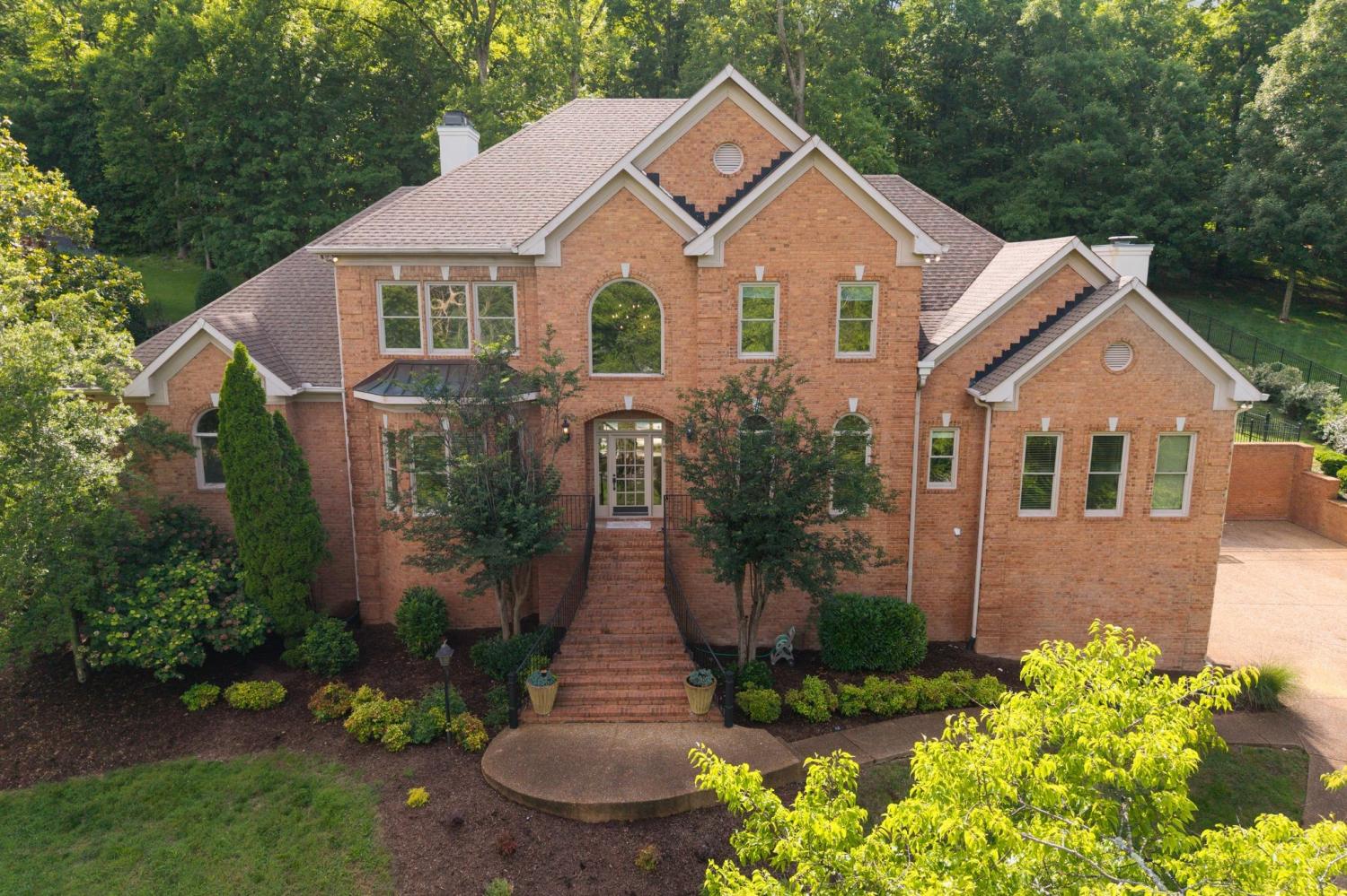 537-Grand-Oaks-Dr For Sale