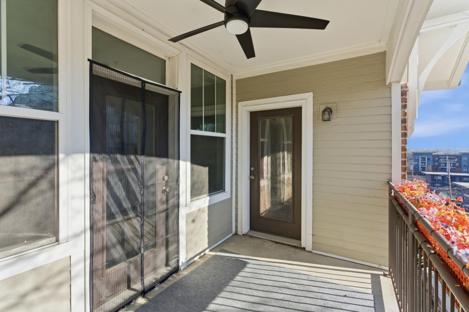 2310-Elliott-Ave For Sale