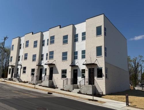 2203-Foster-Ave For Sale