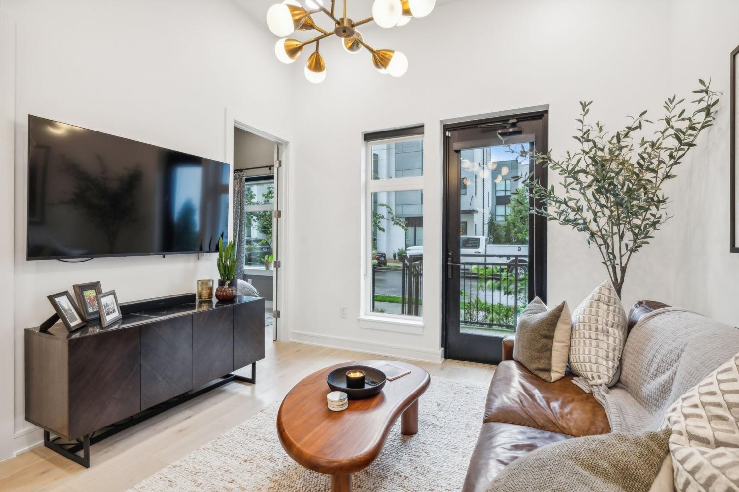 999-Scovel-St For Sale
