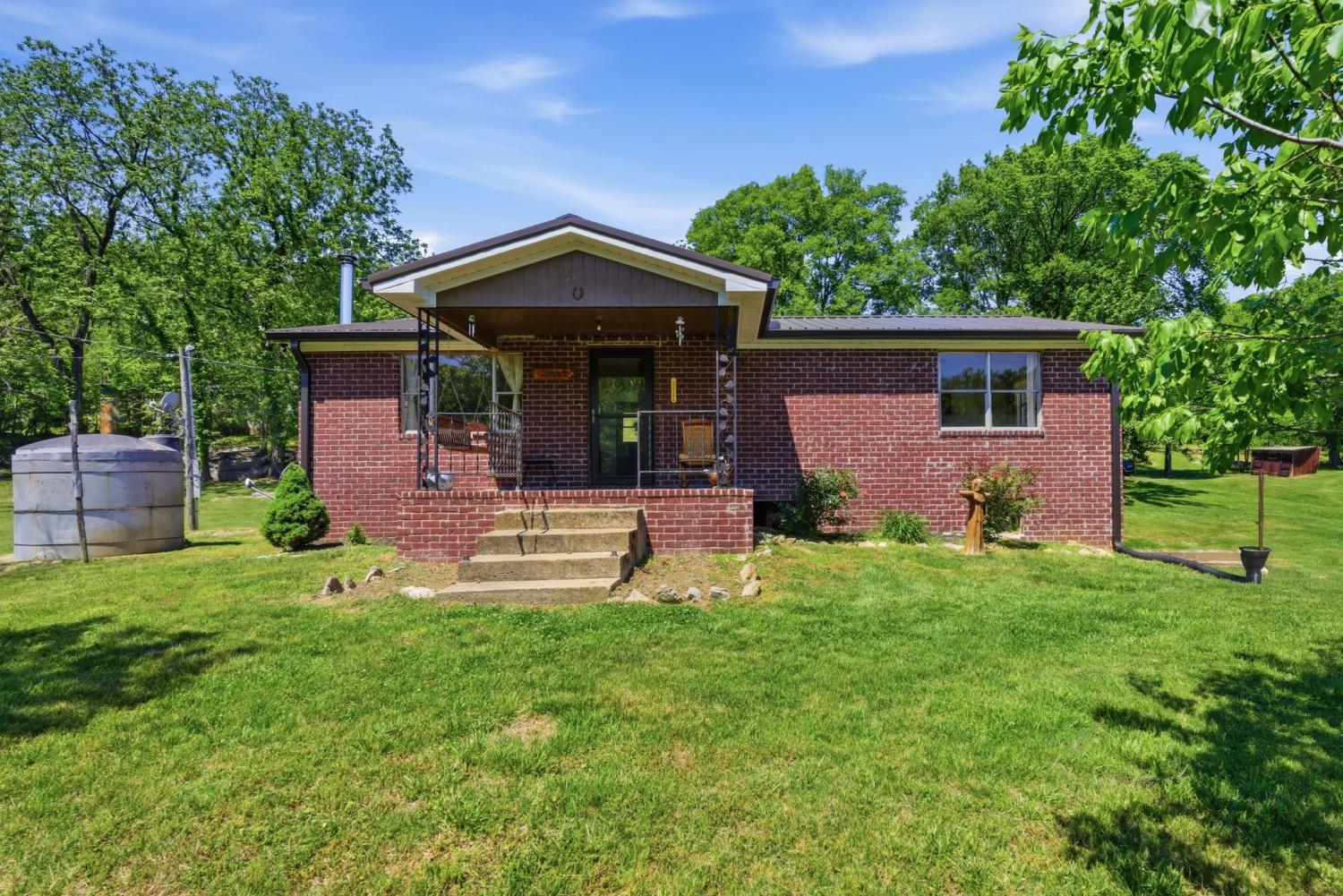 1840-Rock-Springs-Rd For Sale
