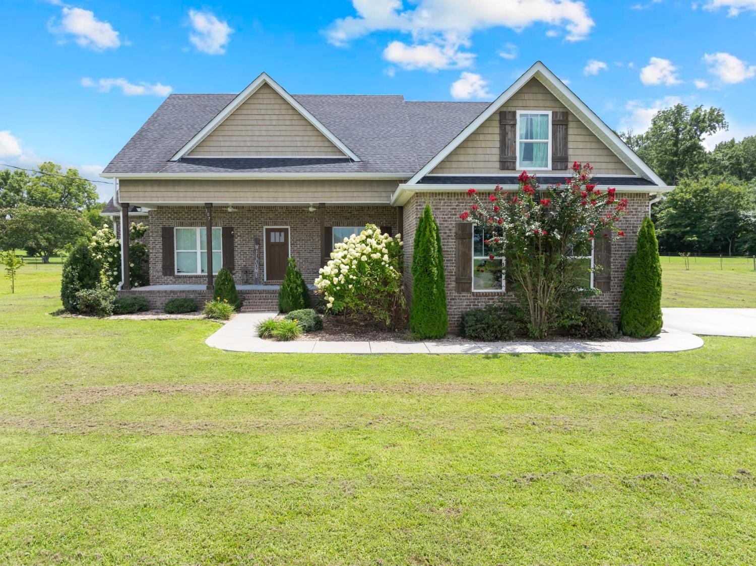 107-Holly-Ct For Sale