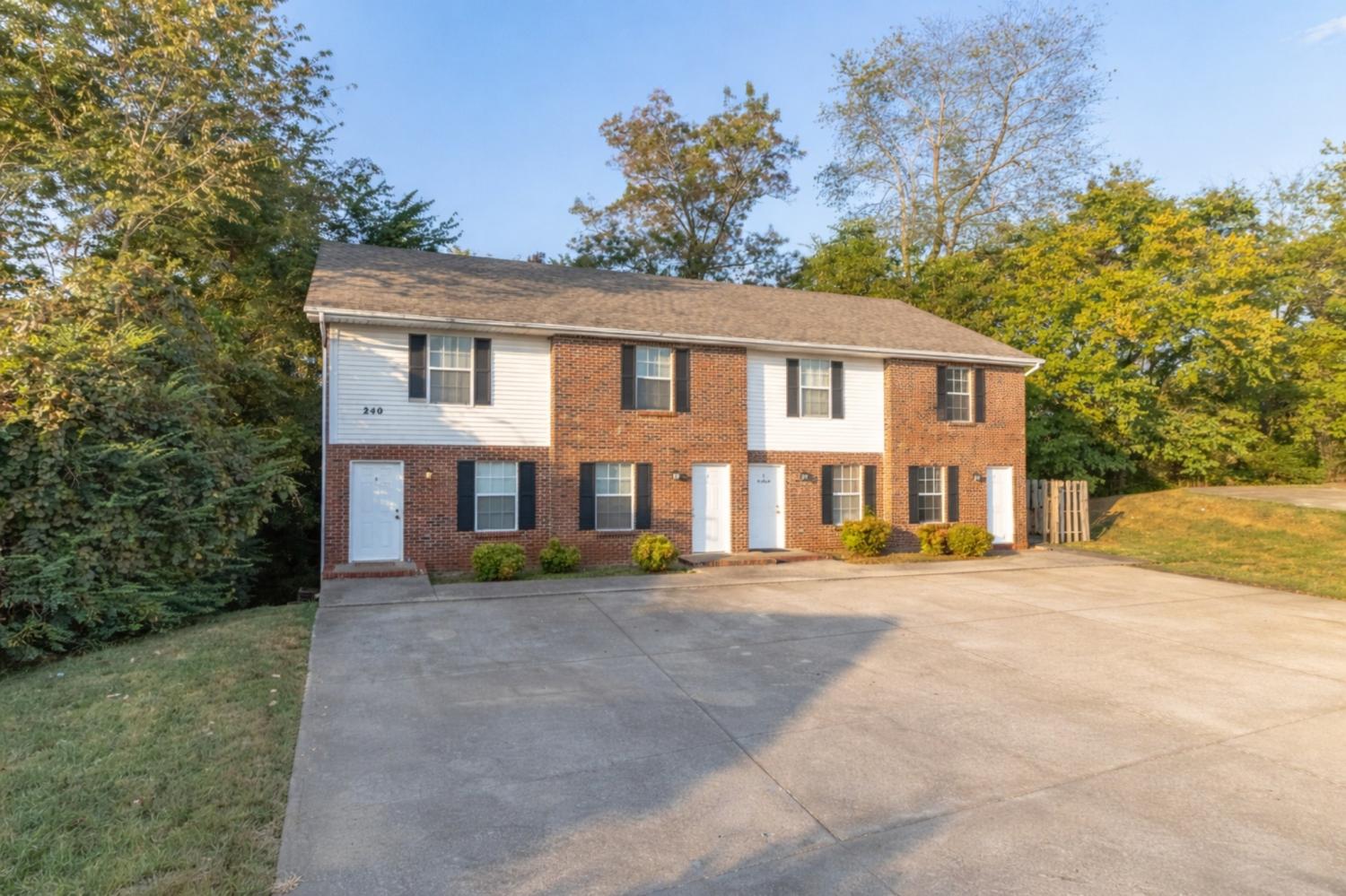 240-Timber-Lake-Dr For Sale