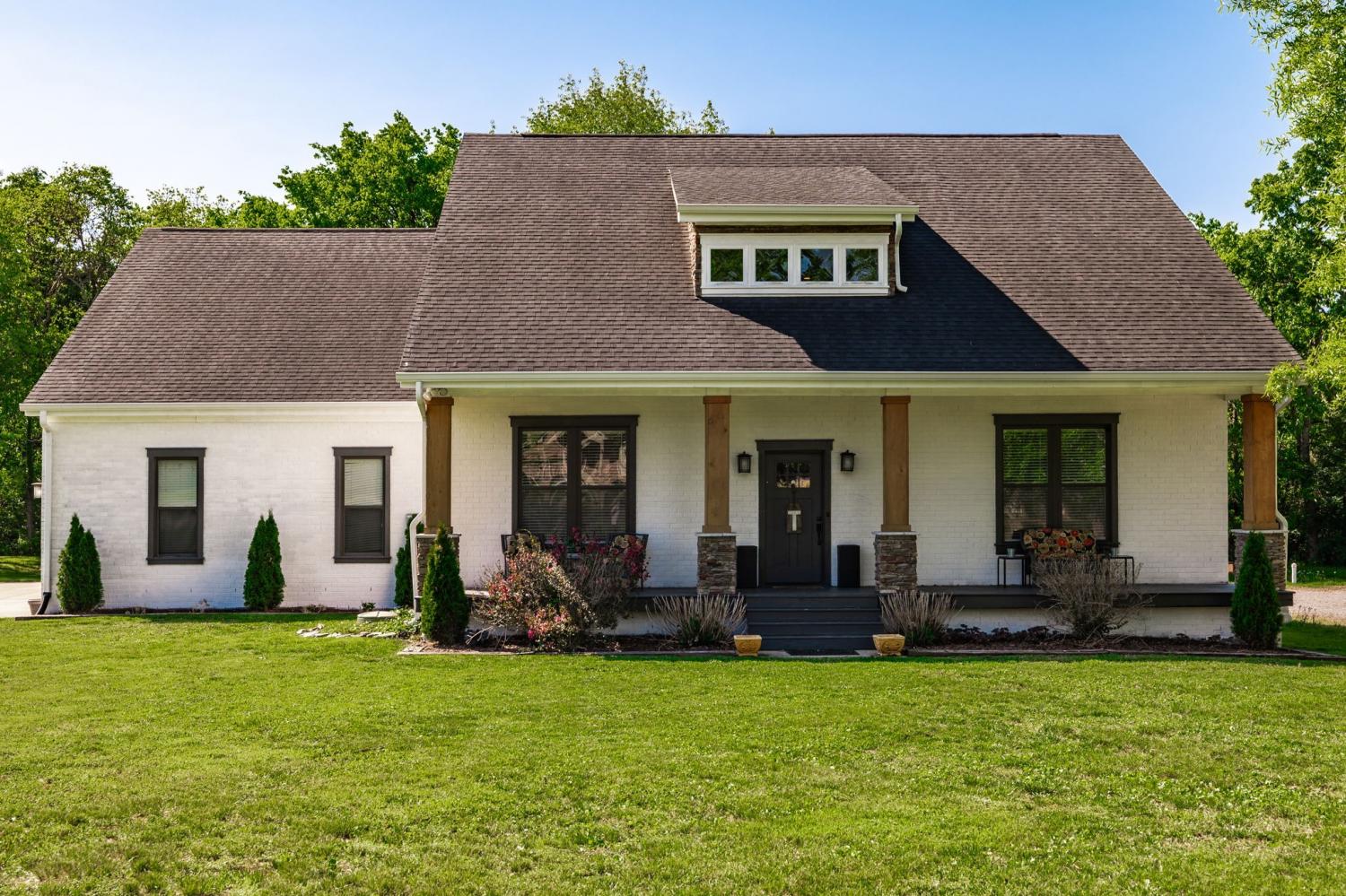 521-Redstone-Dr For Sale