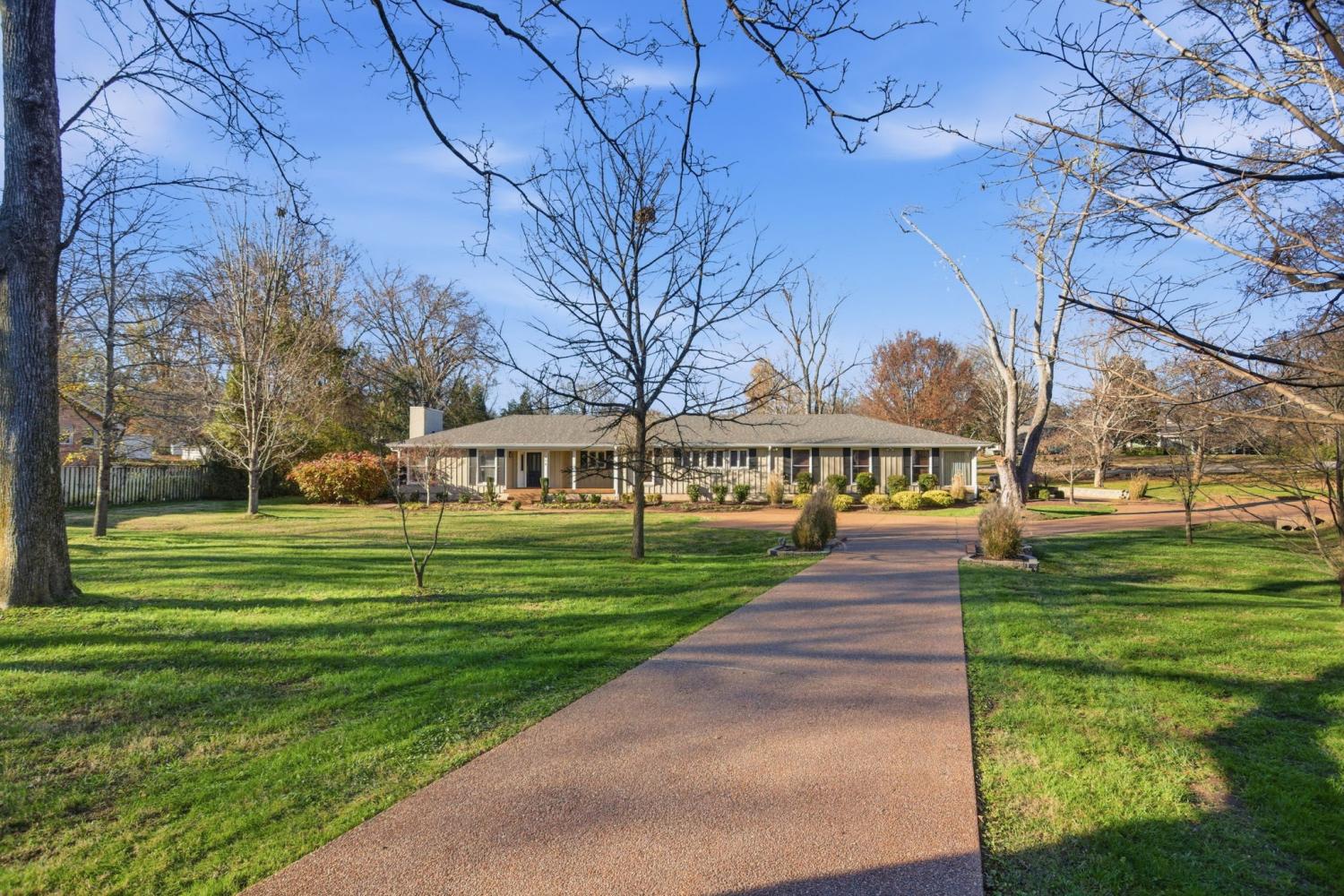 714-Farrell-Rd For Sale