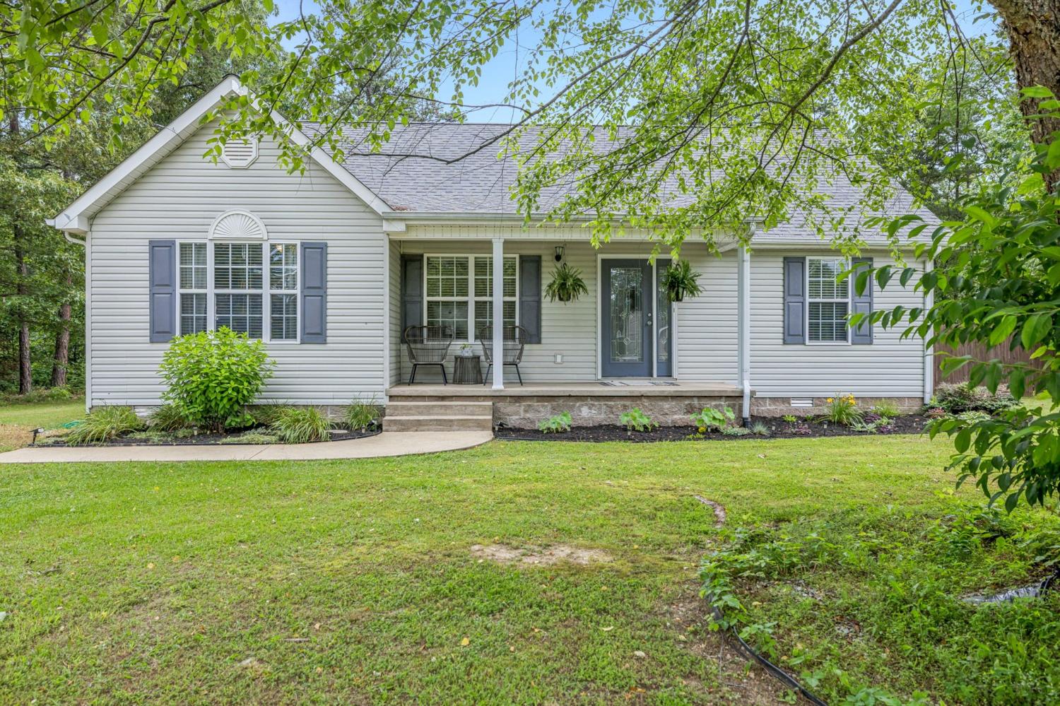 123-Hubbard-St For Sale