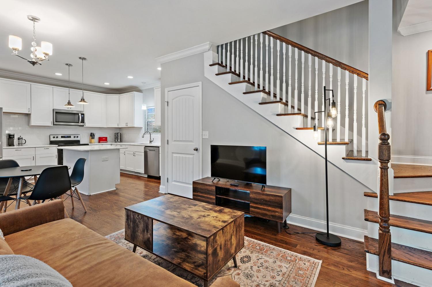 1902-Bransford-Ave For Sale