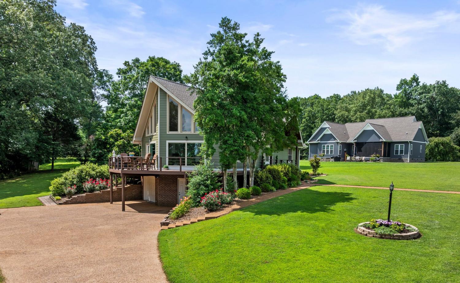 46-Willow-Dr For Sale