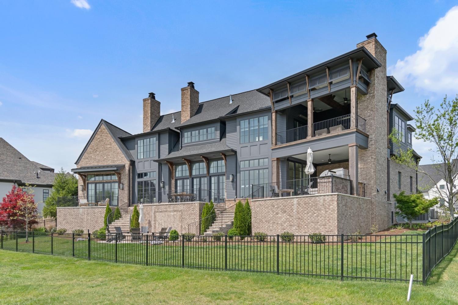 7212-Shagbark-Ln For Sale