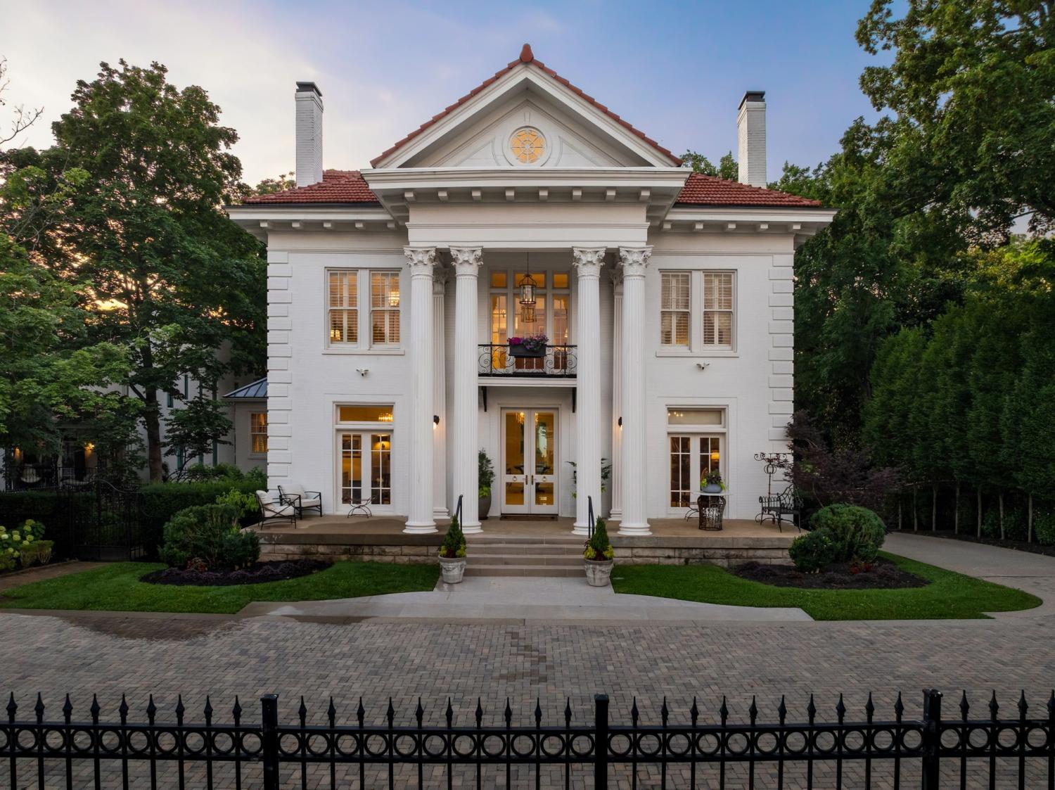 3728-West-End-Ave For Sale