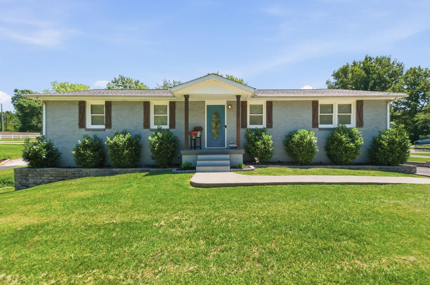 307-S-Hummingbird-Ln For Sale