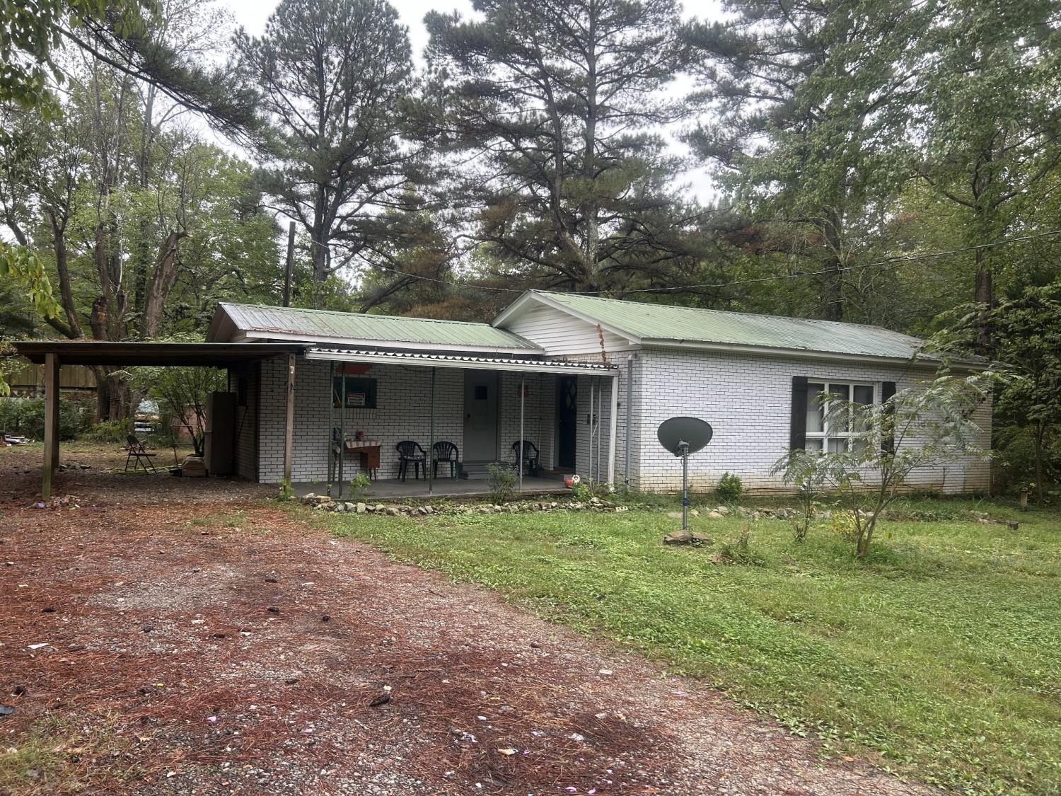 385-Crossroads-Church-Rd For Sale