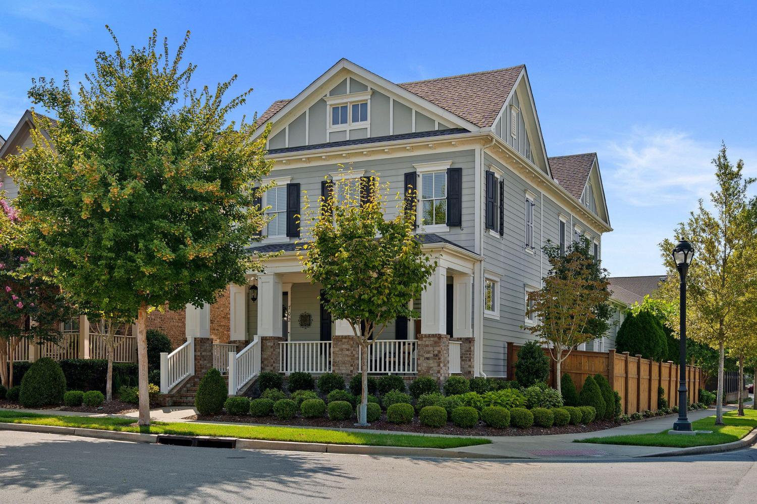 702-Shelley-Ln For Sale