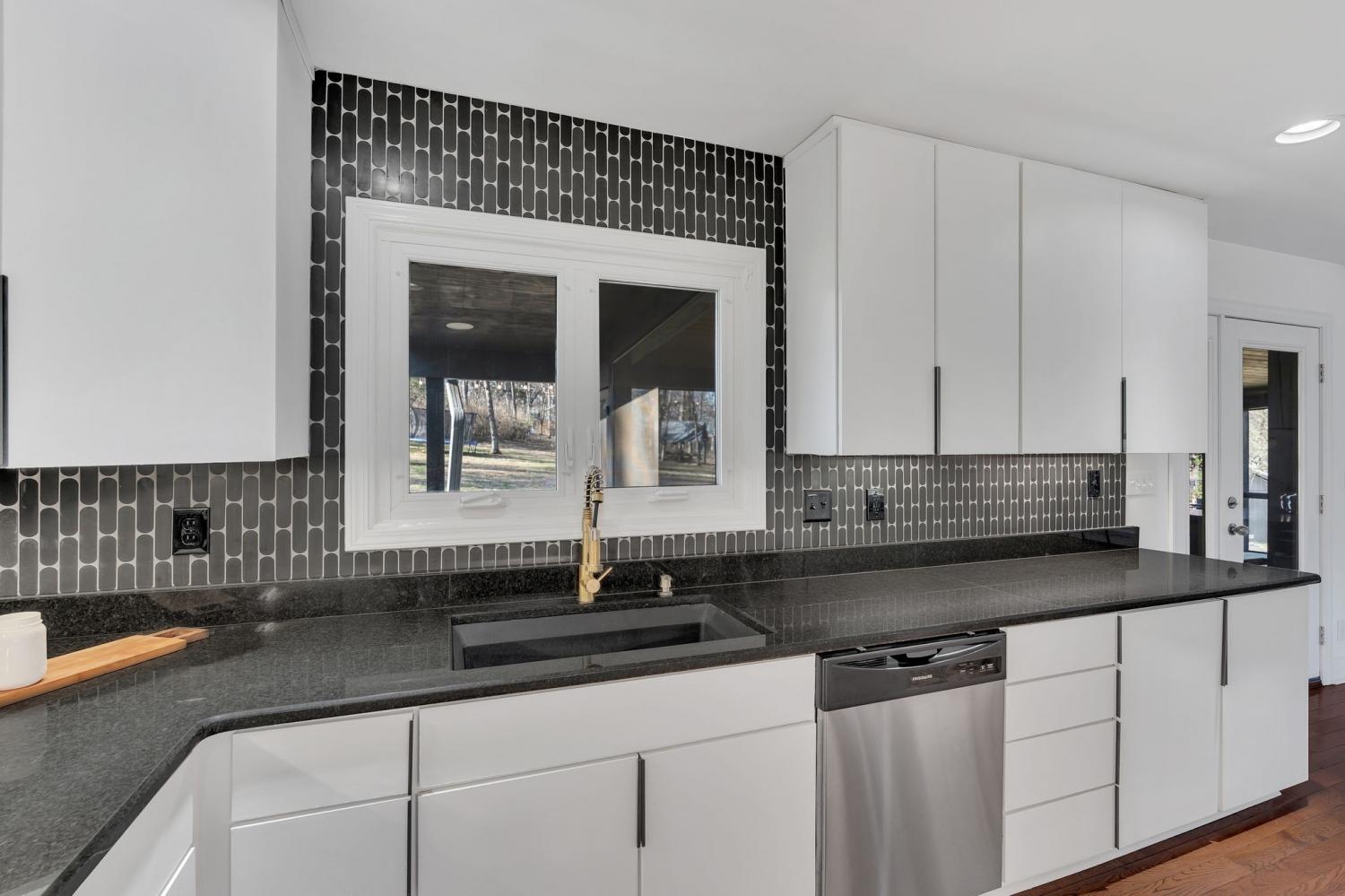 200-Overlook-Dr For Sale