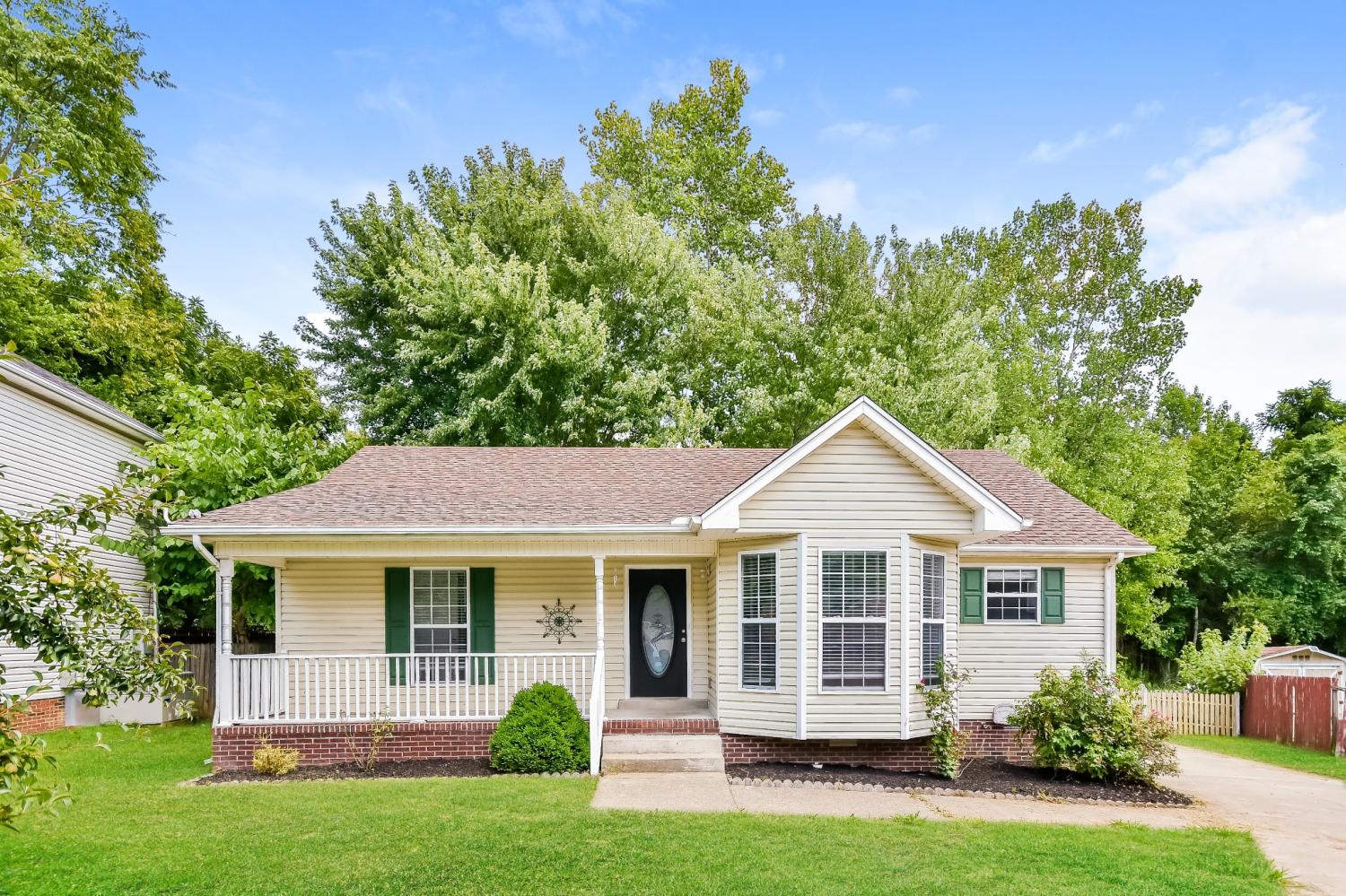 649-Laramie-Dr For Sale