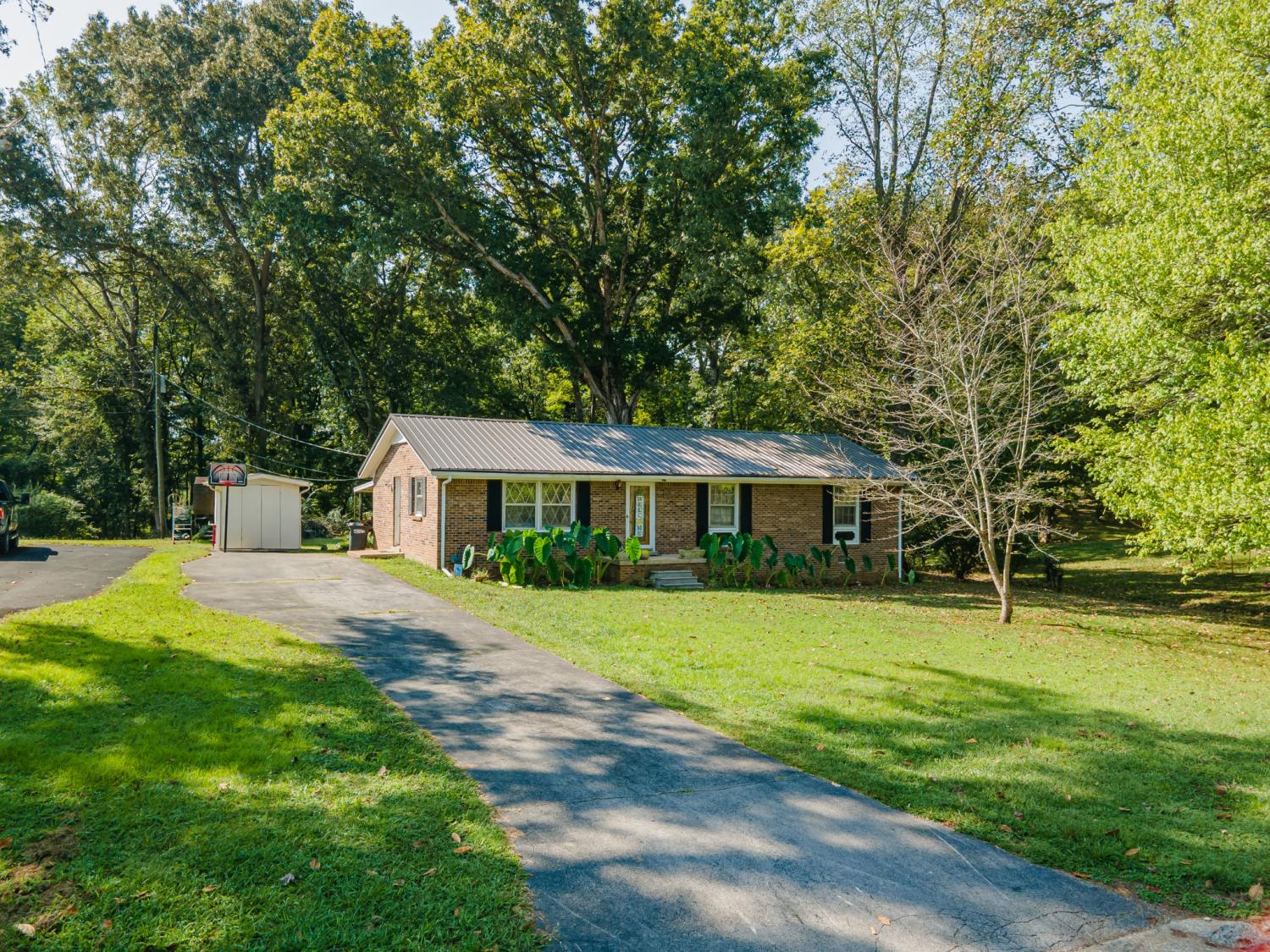 307-Stella-Ave For Sale