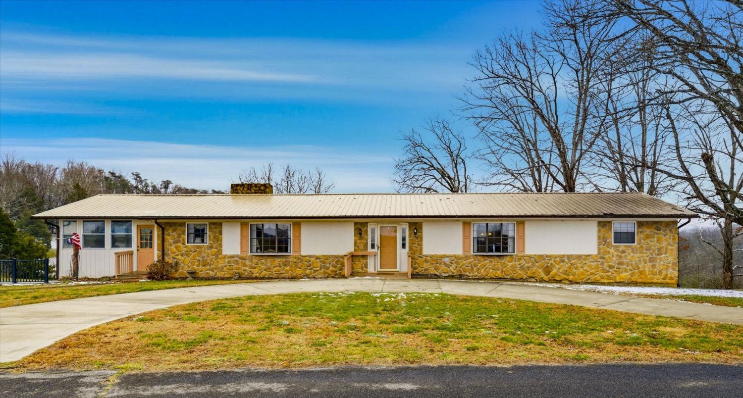 1827-Lowery-Dr For Sale