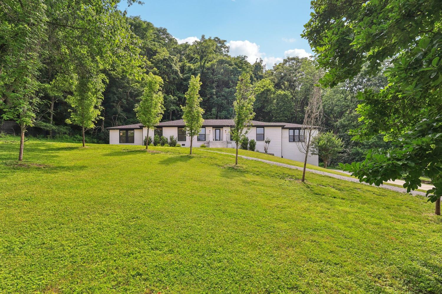 5527-Hillview-Dr For Sale