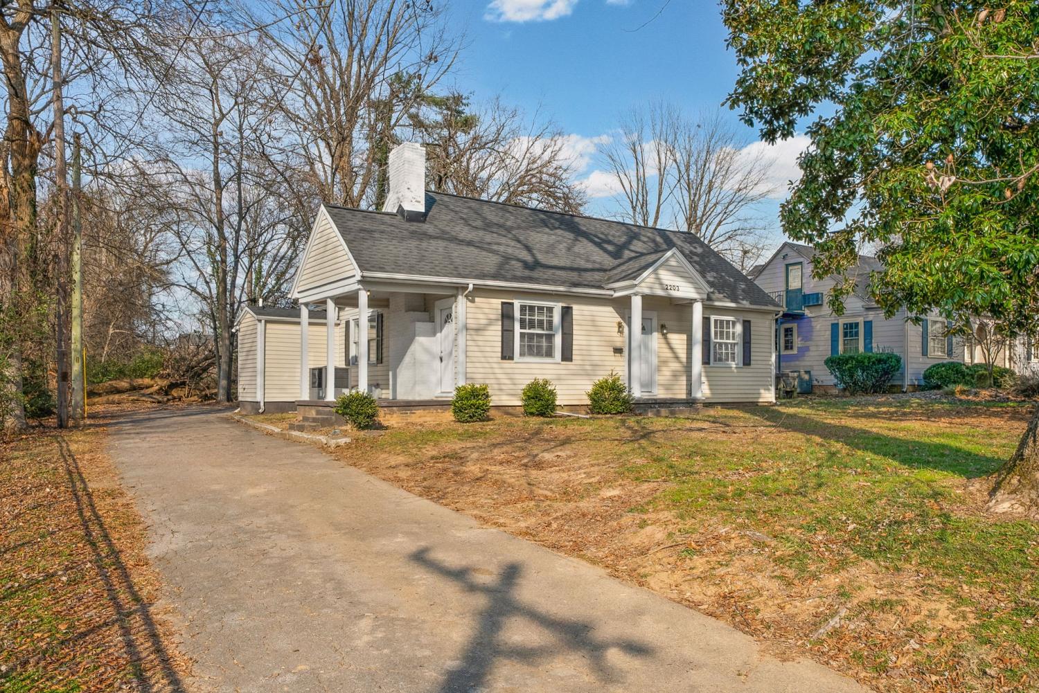 2203-S-Main-St For Sale