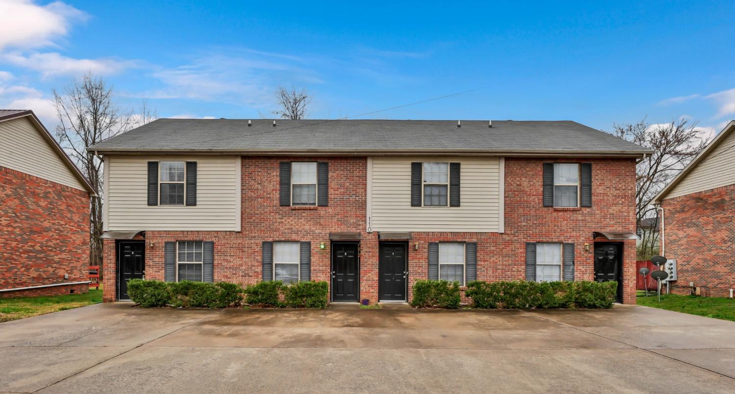 110-Hickory-Trce For Sale
