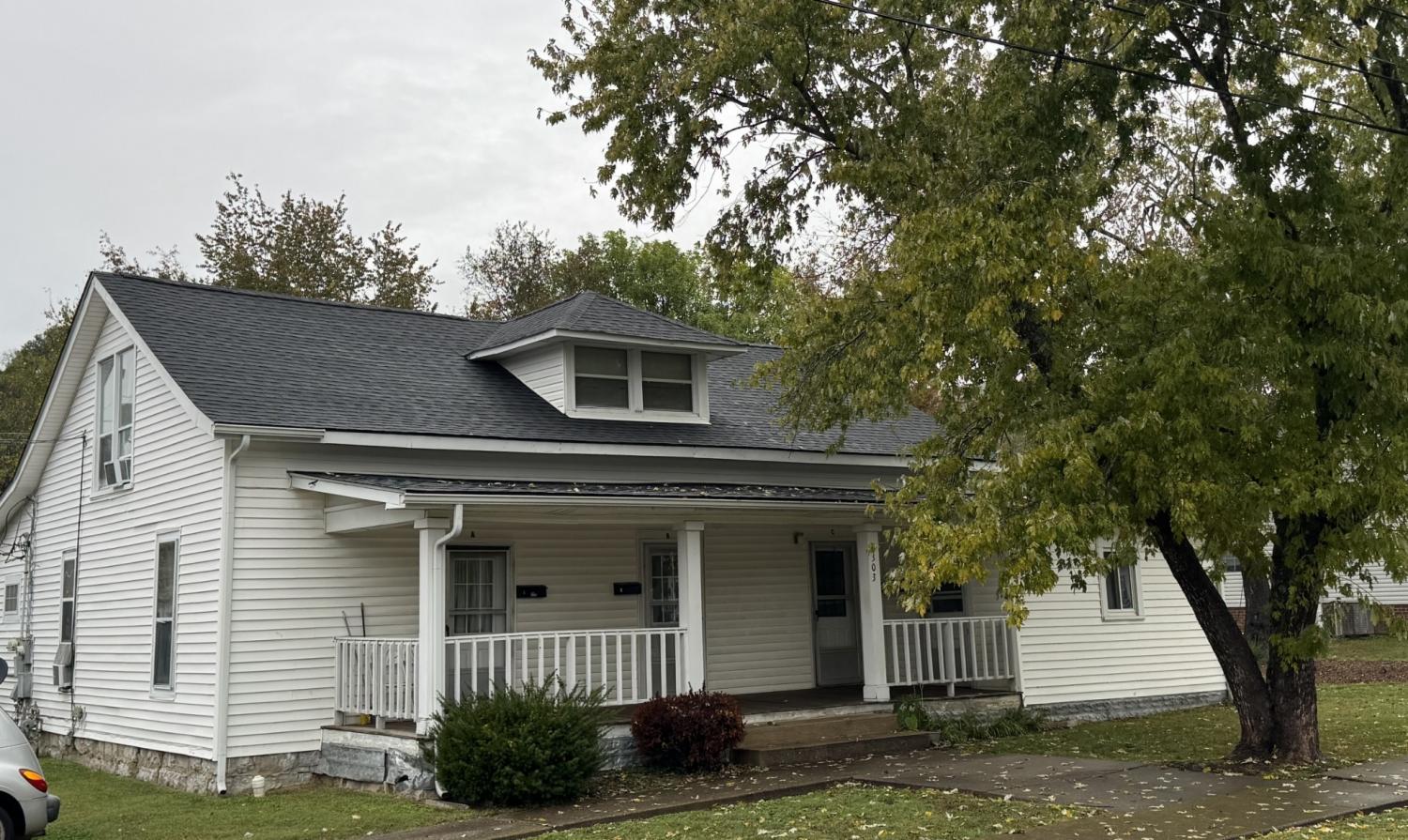 303-Jefferson-Ave--E For Sale