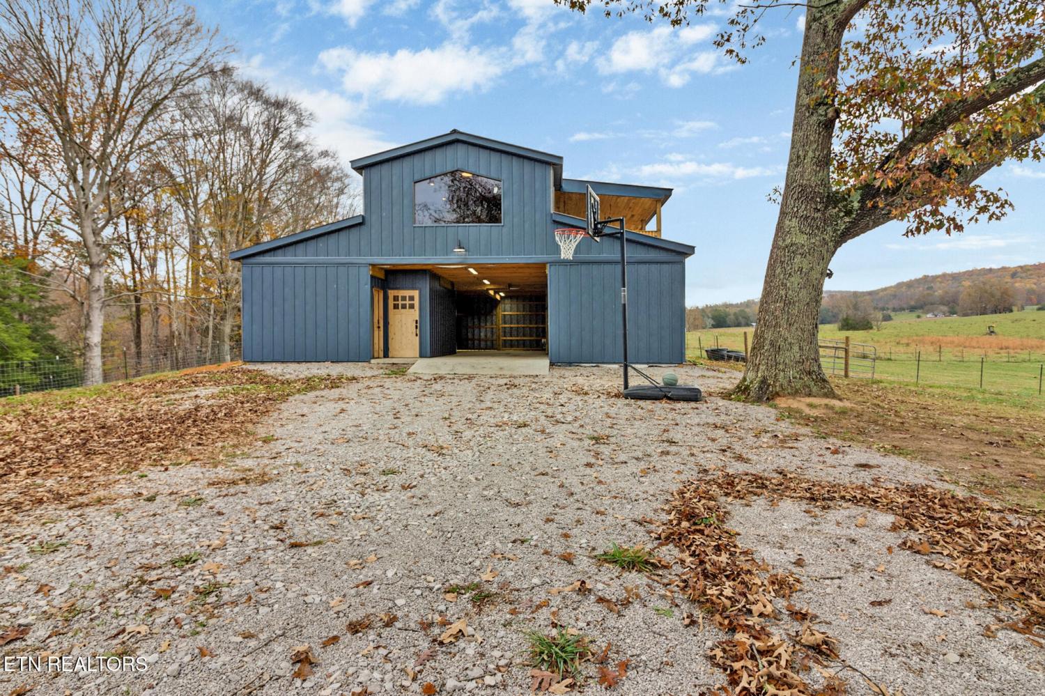 8225-Red-Hill-Rd For Sale
