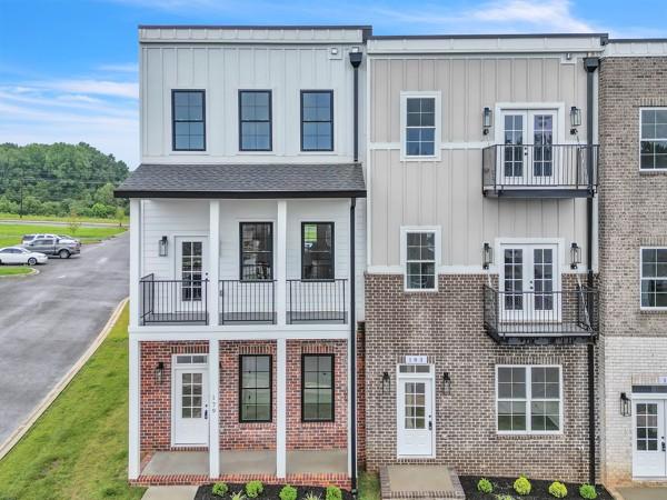 179-Charleston-Ave For Sale