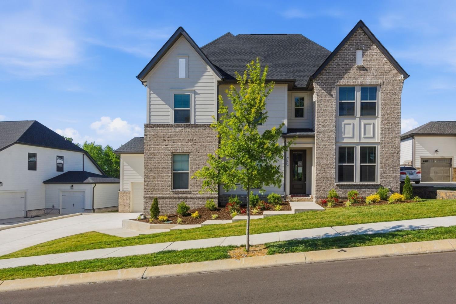 202 Phillips Bend TN 37174 For Sale - 