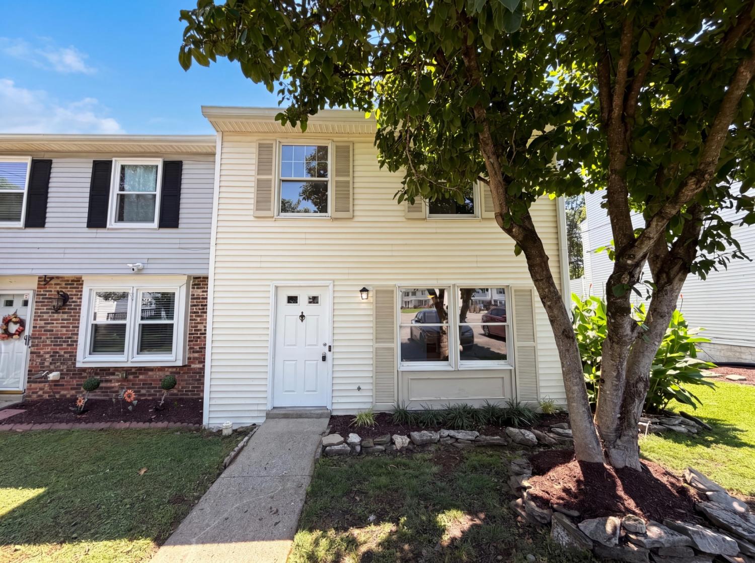 207-Seneca-Forest-Ct For Sale