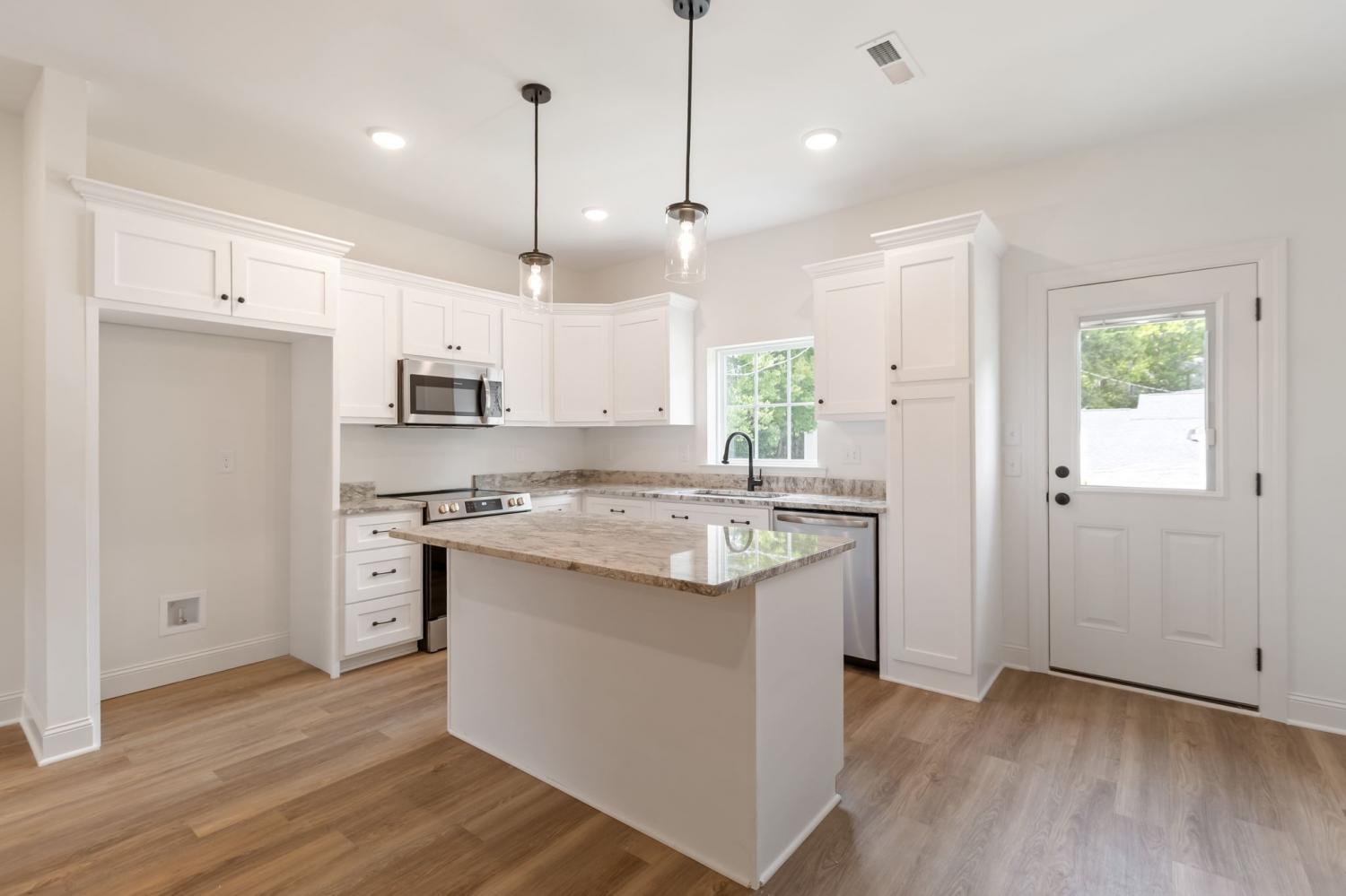 408-Hatcher-Ln For Sale