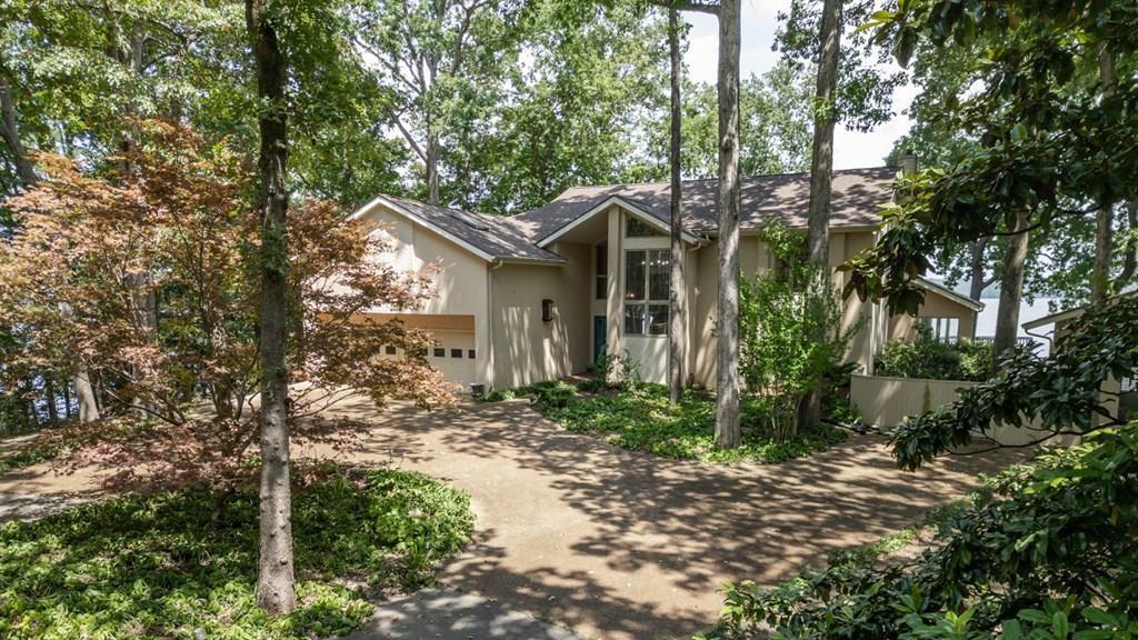 305-Keck-Ln For Sale