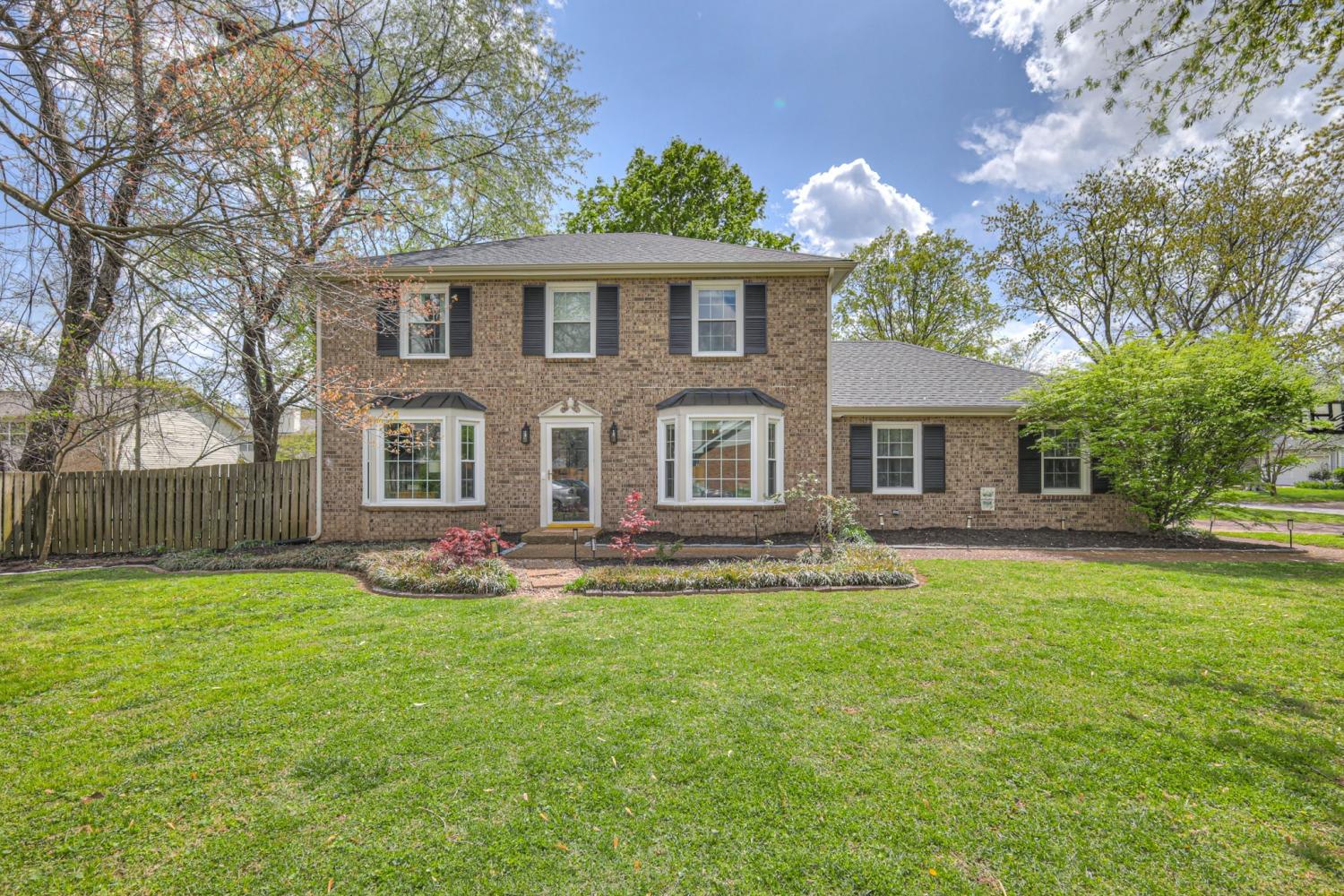 301-Jennette-Pl For Sale