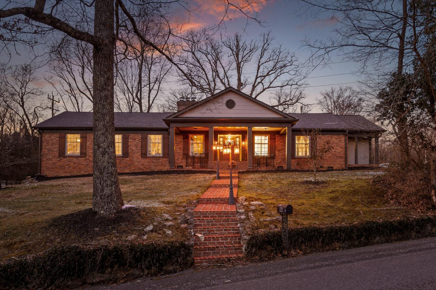 122-Fleetwood-Drive For Sale