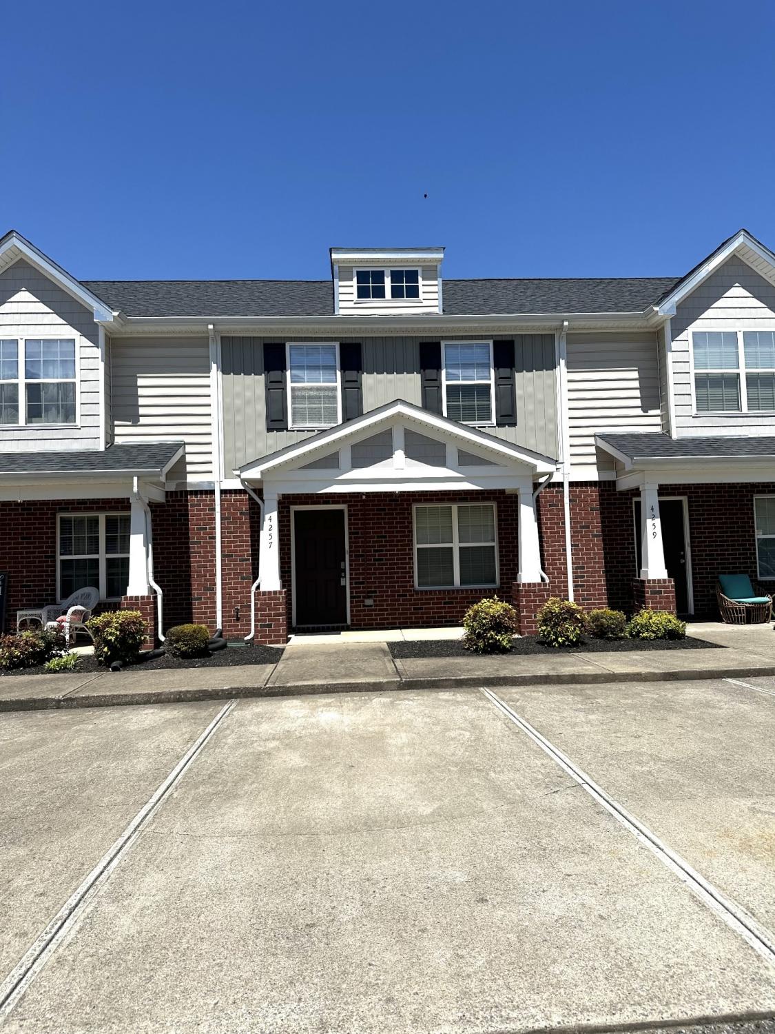 4257-Aurora-Cir For Sale
