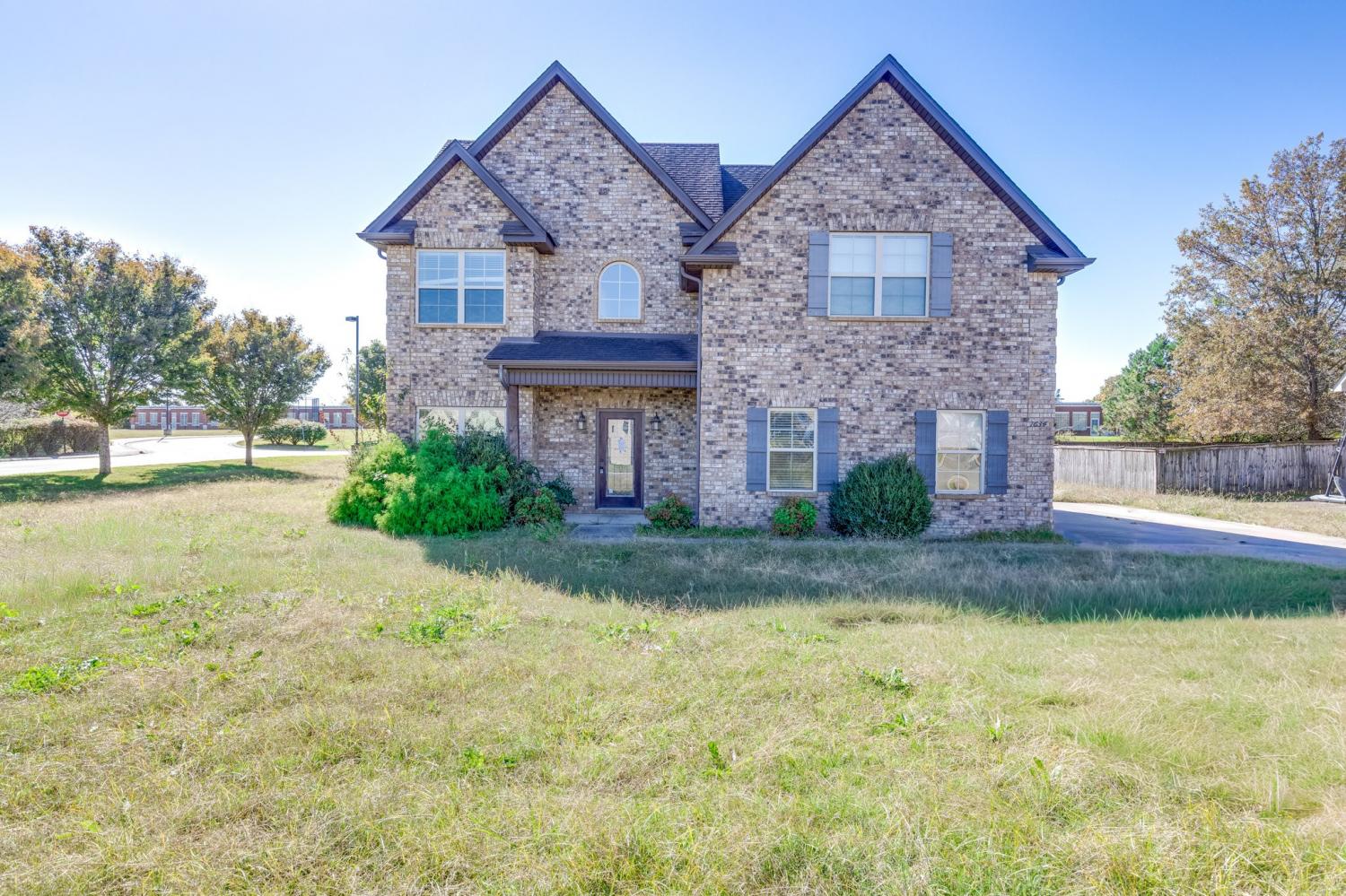 1634-Earl-Ct For Sale