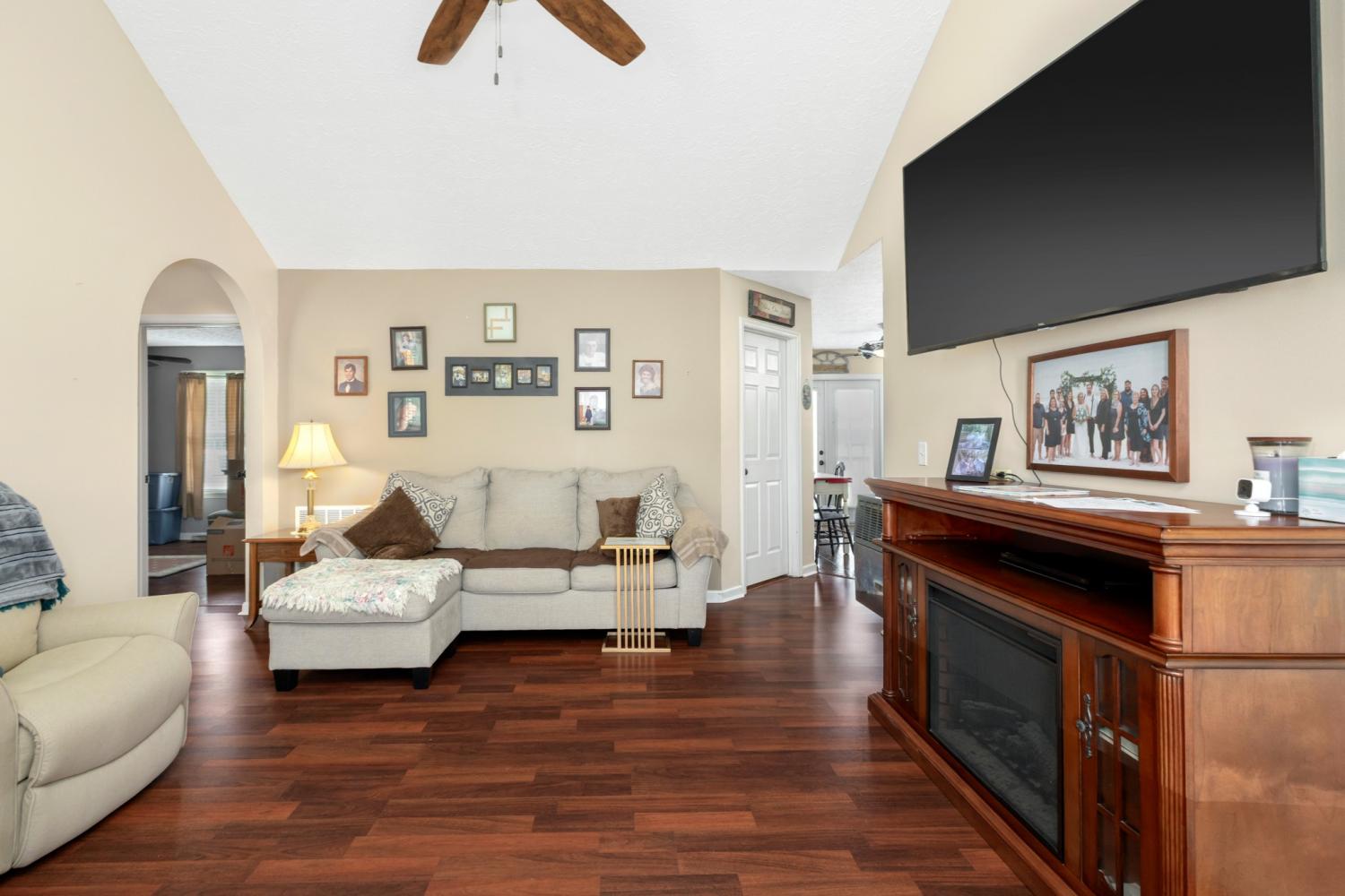 67-Eldon-Dr For Sale