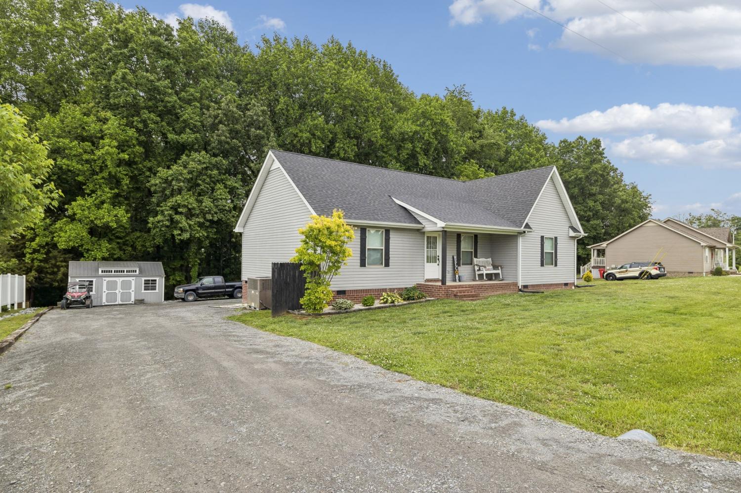 475-Blue-Sky-Cir For Sale
