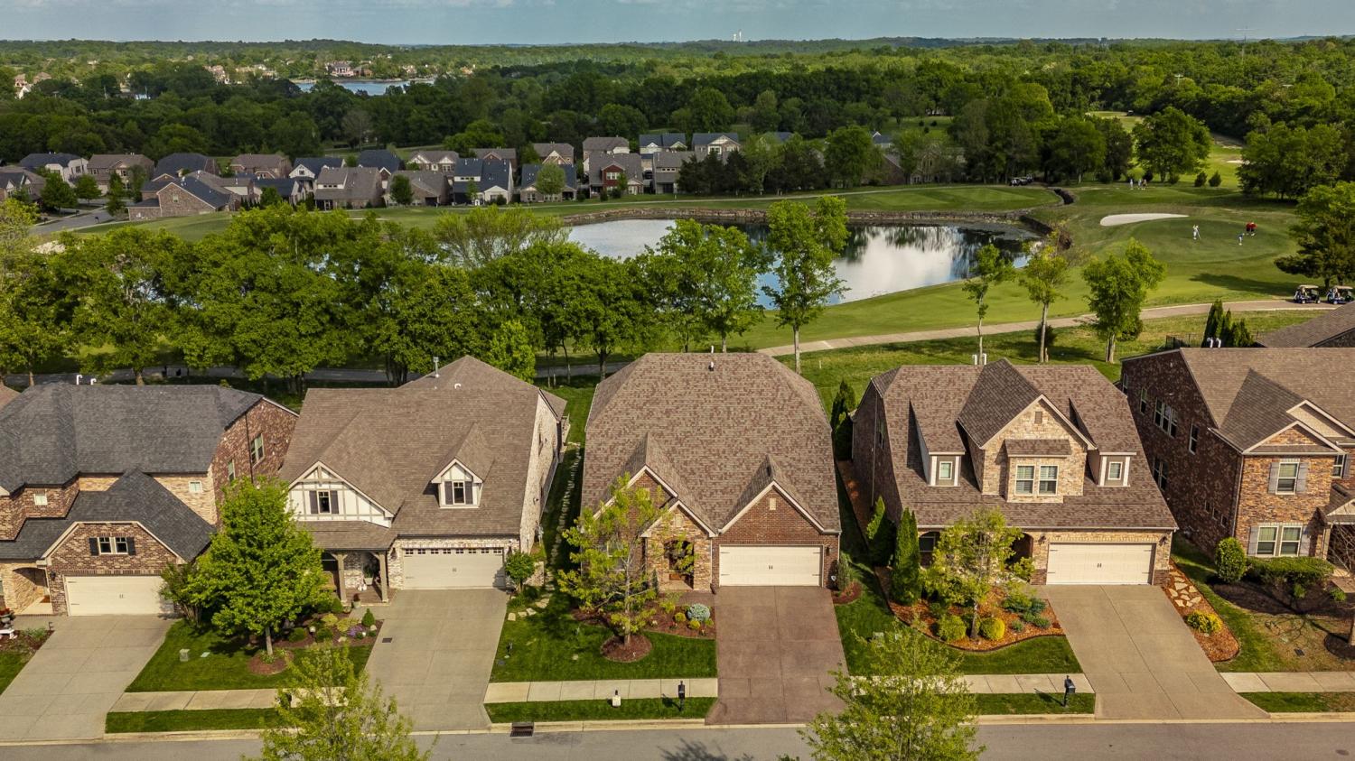 1723-Foxland-Blvd For Sale